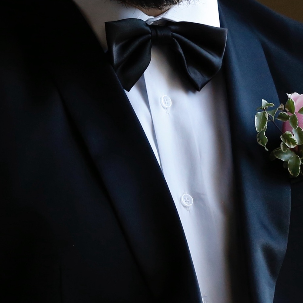 Elegant Black Bow Tie & Hanky Set for Men